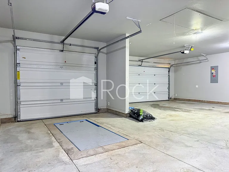 19113 Grove Pkwy — Photo 46