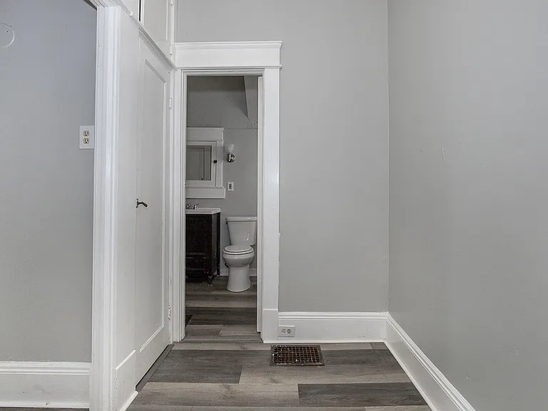 3910 Carlyle Ave — Photo 17