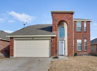 11145 Pleasant Wood Ln, Fort Worth, TX 76140