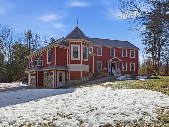 3rd image of 38 Range Road