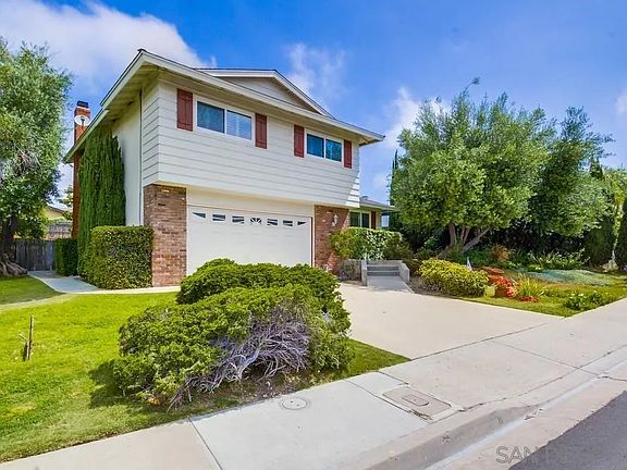 5th image of 7018 Rock Manor Dr