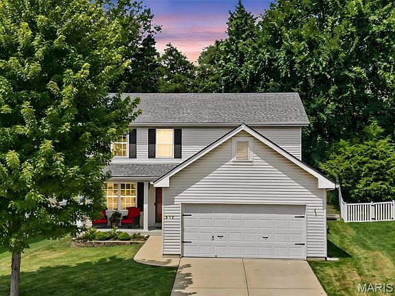3rd image of 317 Hunters Heights Dr