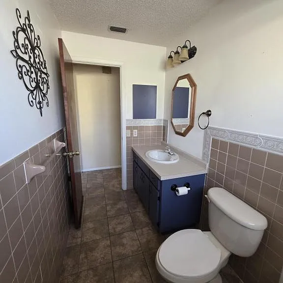 2052 Deltona Blvd — Photo 18