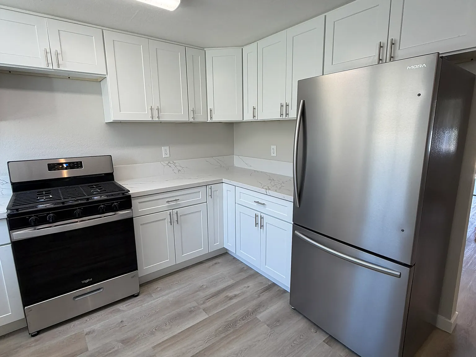 2 bed, 1050 sqft, $1,395 — Photo 2