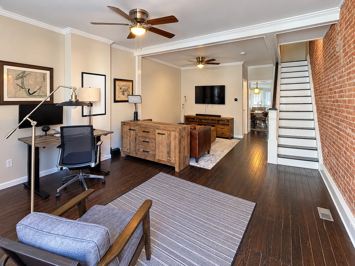 4 bed, 1.5 bath, 1751 sqft, $3,500 — Photo 3