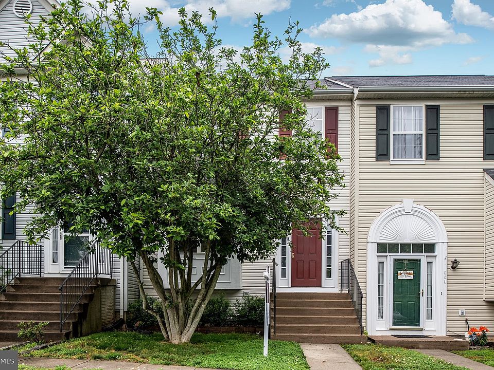 1st image of 109 Brenwick Ct