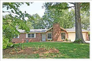 1st image of 105 Ashley Oaks Dr