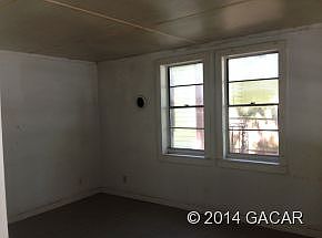 2nd image of 931 SE 7th Ave