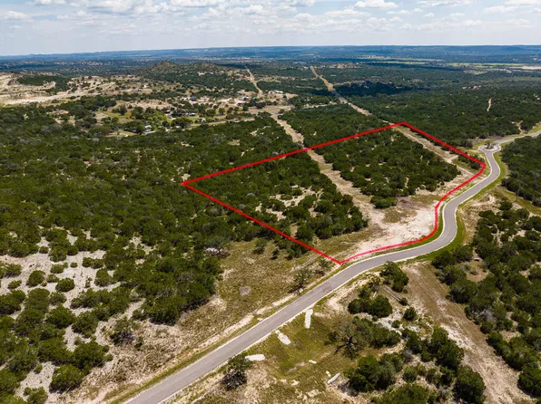 381 Dark Sky Path, Kerrville, TX 78028