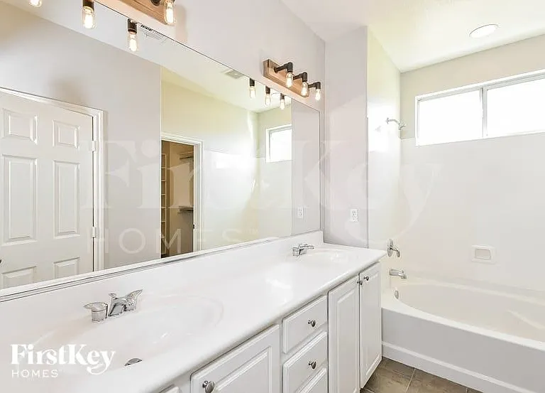 7580 Alexander Hills St — Photo 9