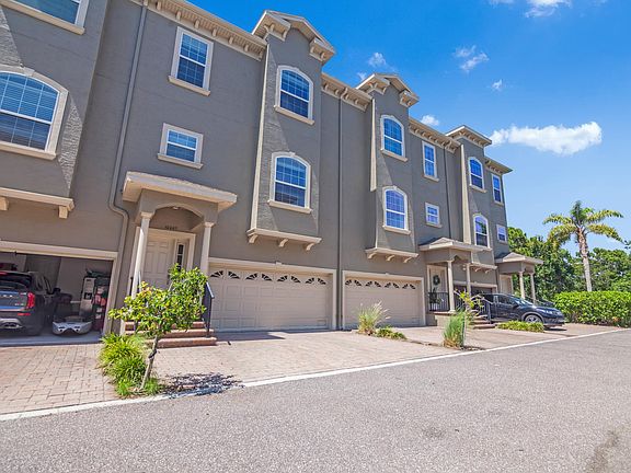 2nd image of 10065 Bayou Grande Ave