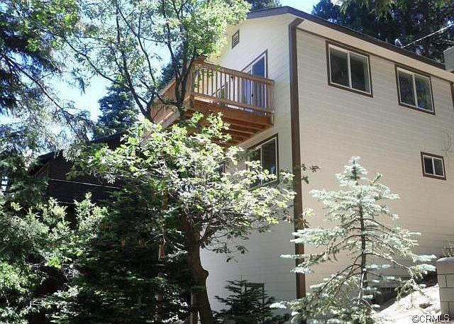 1st image of 650 Cedar Ln