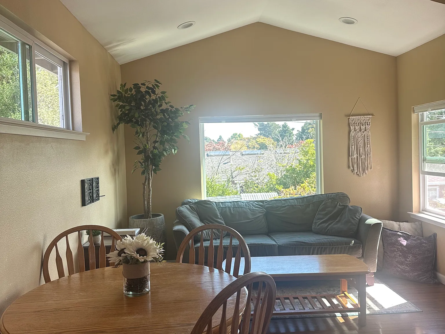 1 bed, 600 sqft, $2,900 — Photo 2