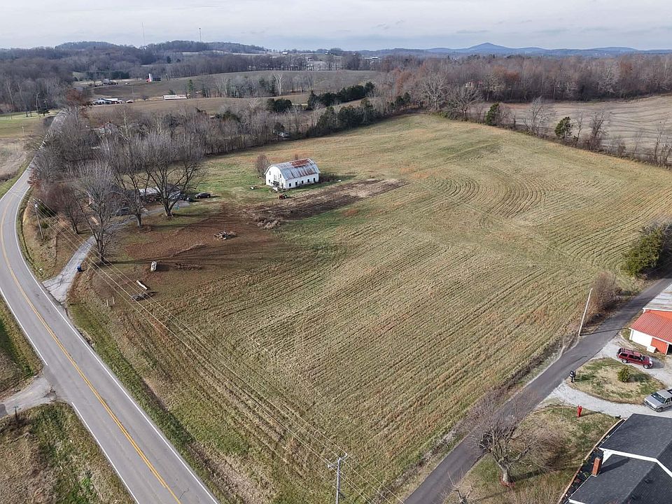 1st image of 161 Jonathan Ln