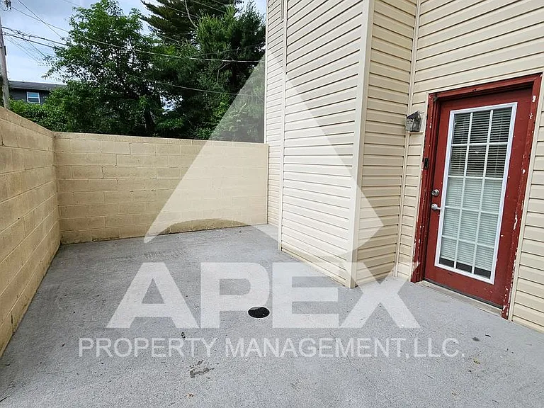 9148 Cedarpark Ln #D — Photo 24