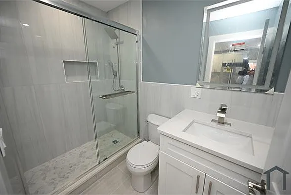 16 Greenwich St #2 — Photo 10