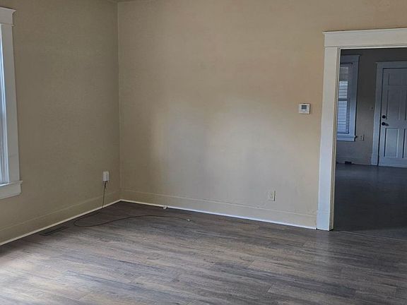 2nd image of 1317 N Prospect Ave