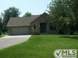 7287 Madison Ave, Stanwood, MI 49346