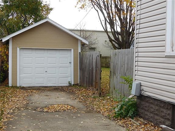 5th image of 1107 Miami St