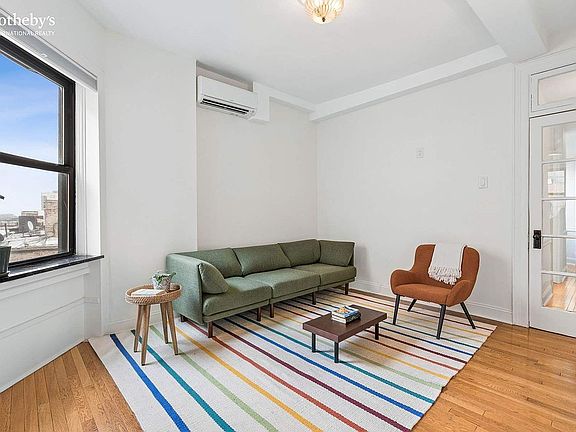 2nd image of 427 W 154th St APT 9