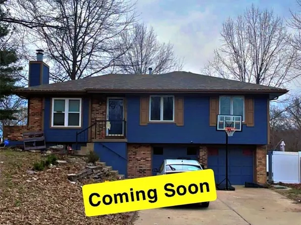 32910 E Oak Hill School Rd, Oak Grove, MO 64075