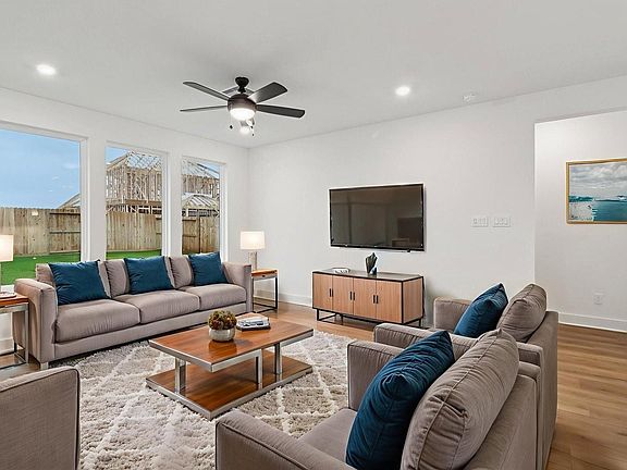 2nd image of 29311 Meadowcreek Hill Dr