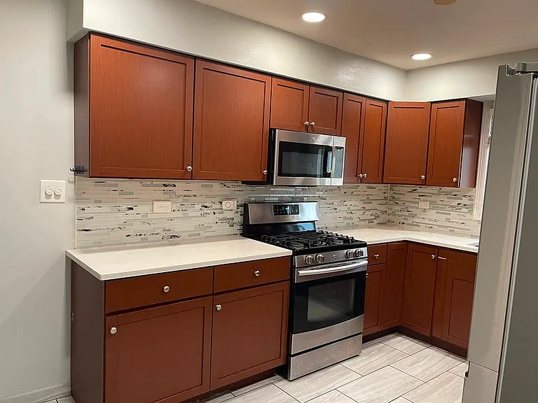 9160 Falcon Ridge Dr #2 — Photo 10