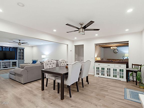 3rd image of 245 Jade Ln