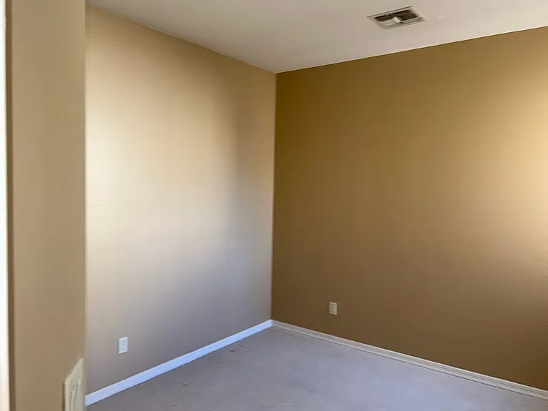 7303 N 14th St #11 — Photo 13
