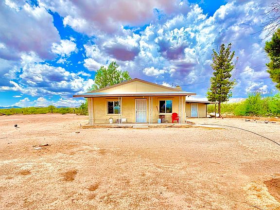 4th image of 1166 N PLANTATION Road