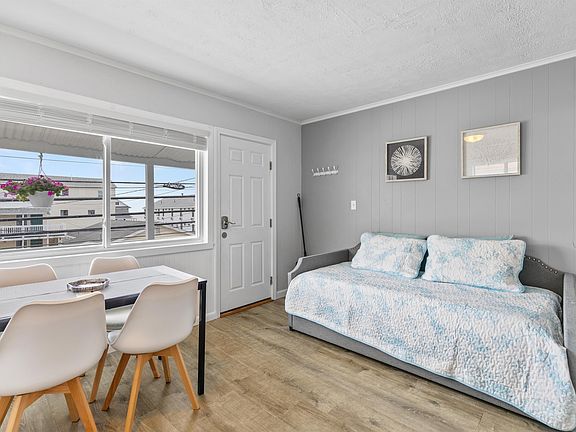 3rd image of 44 E Grand Ave #465
