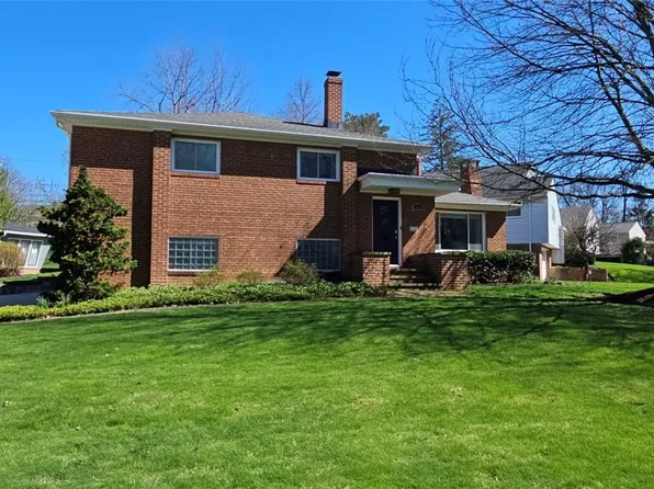 2157 Lyndway Rd, Beachwood, OH 44122