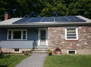 22 Sunnybank Rd, West Roxbury, MA 02132