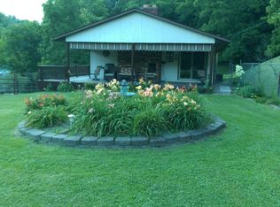 52 Maple Ave, Cameron, WV 26033