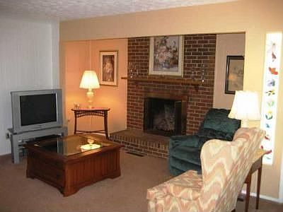 2nd image of 1328 Marble Dr