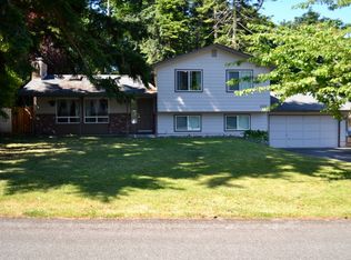 2130 Crosswoods Cir, Oak Harbor, WA 98277