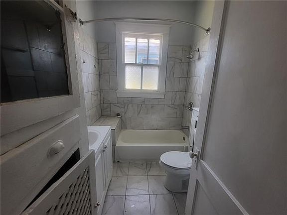 5th image of 2514 N Roman St