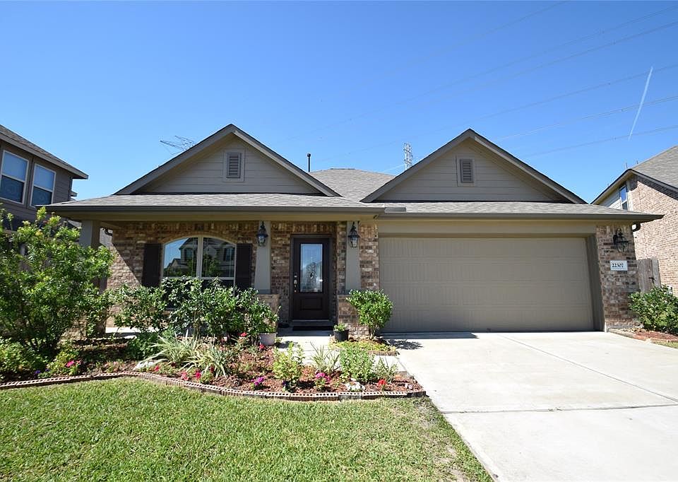 1st image of 22307 Bandera Palms Ct
