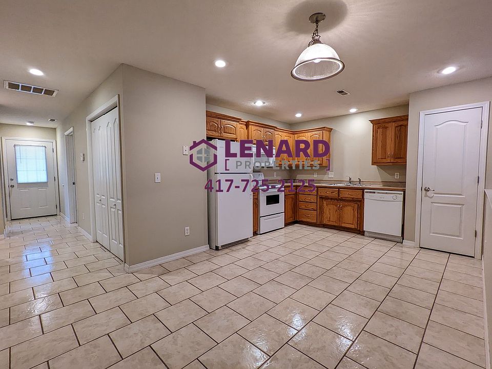 S Pike Bates 2150 S Pike Bolivar MO Zillow