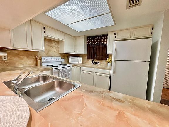 3rd image of 14777 Wunderlich Dr APT 1106