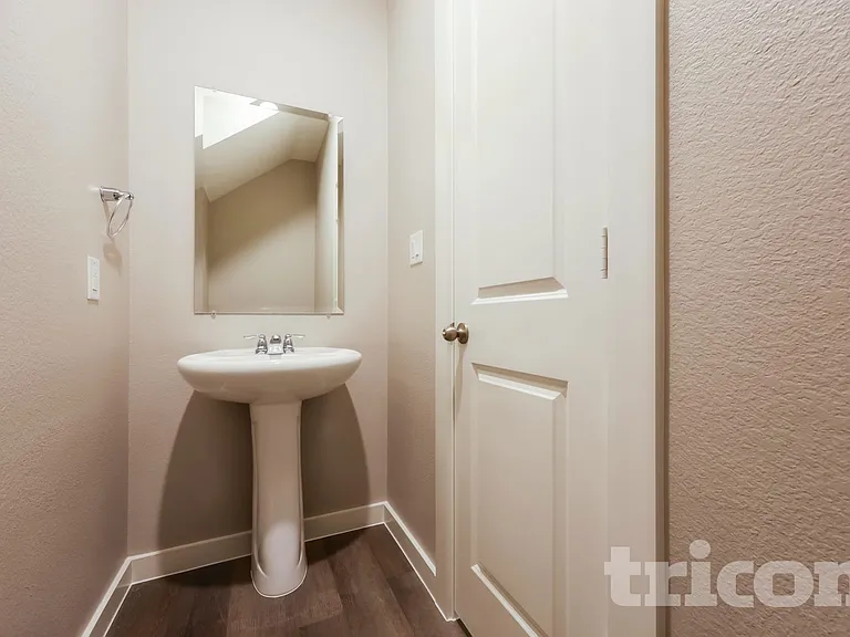 4303 Stonybrook Rd — Photo 14