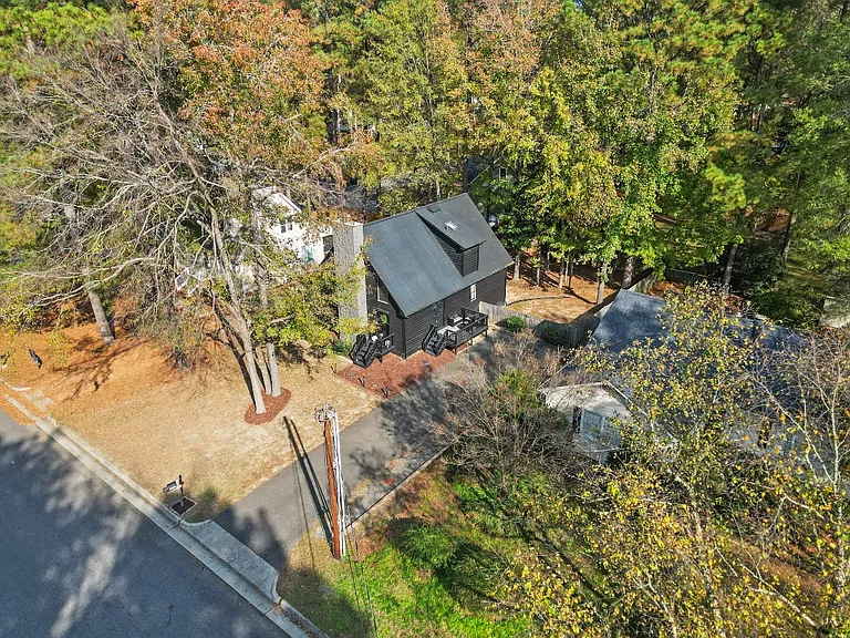 2718 Omah St — Photo 38