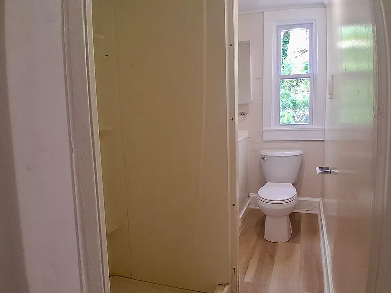 27 Ellis St — Photo 12