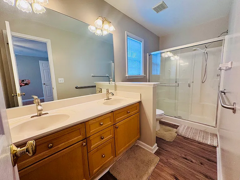 320 Springside Dr — Photo 5