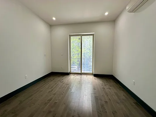 Rented by JB Mac Real Estate Inc. | media 1