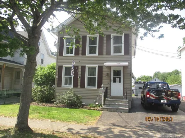 37 Wallace Row, Wallingford, CT 06492