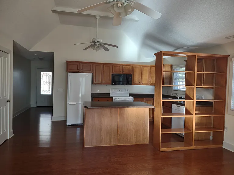 25 Bee Tree Village Pkwy — Photo 5