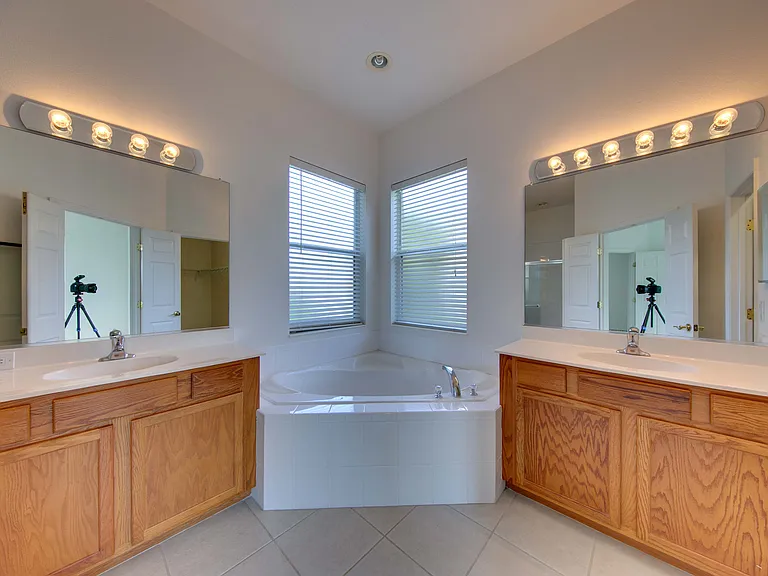 1679 Pinyon Pine Dr — Photo 23