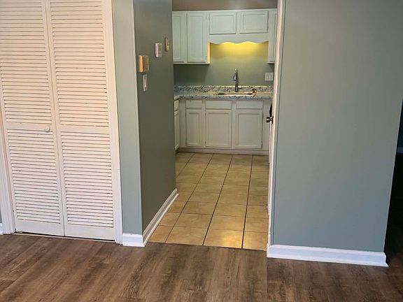 5th image of 3101 Chase Ln