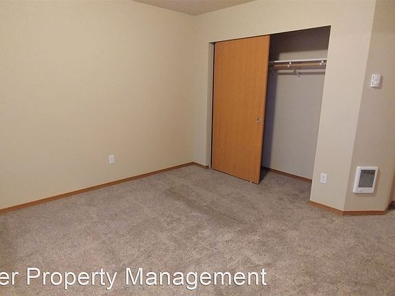 4th image of 8402 S C St #18